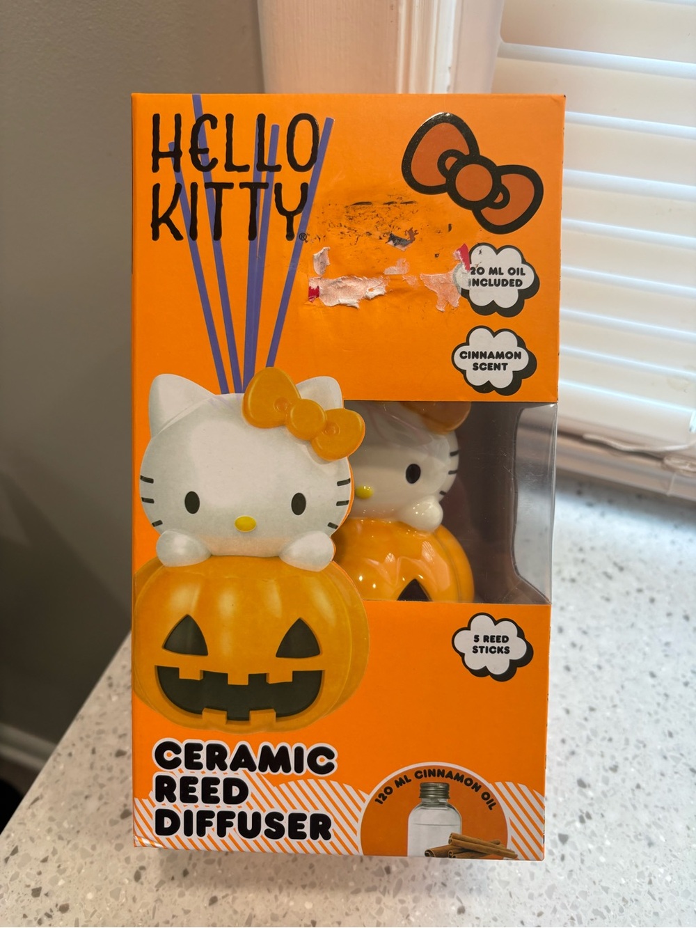 NIB Hello Kitty Orange & White Pumpkin Ceramic Reed Diffuser